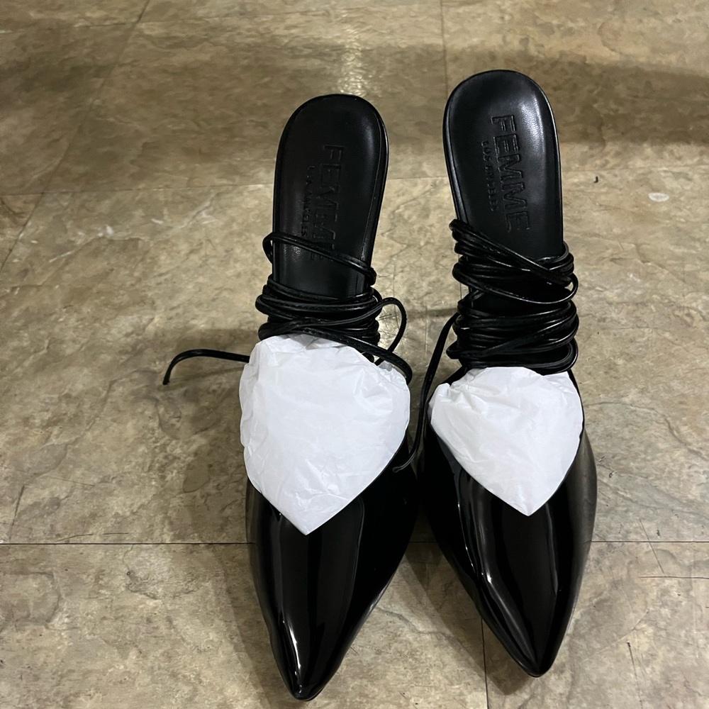 Femme La The Luisa Lace Up Pump. Once worn